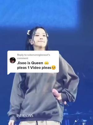 A post by @kpop__fan.38 on TikTok caption: Replying to @rubenarreglorosel jisoo is queen of love#jisoo 