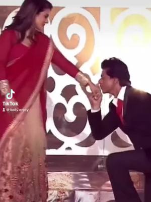 A post by @bolly.enjoy on TikTok caption: Srk & Kajol ❤️ #dilwale #bolly #bollyenjoy #srk #kajol #gerua #srkkajol #k3g #bollydance #srkfan #kajoldevgan 