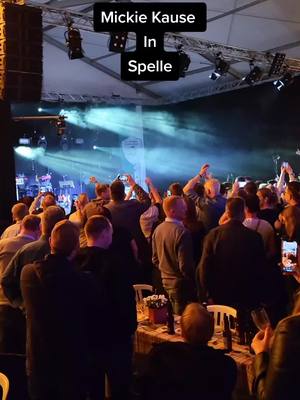 A post by @dj_miky_1993 on TikTok caption: mega party mit Mickie Krause am 05.05.2023 in Spelle #mickiekrause #spelle #schützenfest @Mickie Krause 