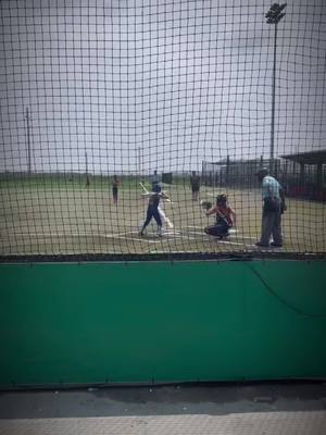 A post by @midwestern.denver on TikTok caption: #softball #travelleague #batting #hitting 