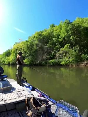 A post by @alliebrooke_x on TikTok caption: A sweet little boatside eat 🎣 #muskyfishing #girlswhofish #fyp