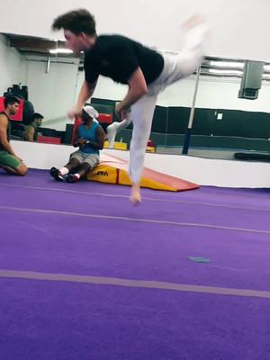 A post by @noahfort on TikTok caption: Butterfly kick + spin 😮‍💨 