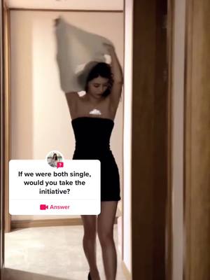 A post by @charitasapinski on TikTok caption: #question from @charitasapinski #single #beautiful #foryou 