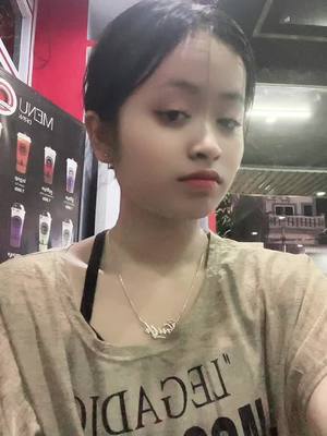 A post by @biina1702 on TikTok caption: មិនទាន់ឃើញគូរសោះ😀😀