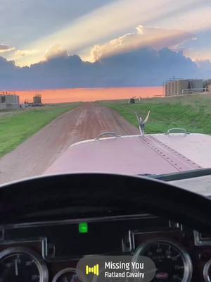 A post by @white_boot_warrior on TikTok caption: #fyp #peterbilt379 #bakken #northdakota #cajun #60seriesdetroit #oilfieldtrash 