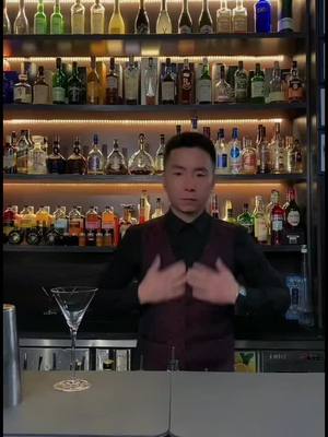 A post by @theanh200786 on TikTok caption: Bartender#bartendersoftiktok #phachechuyennghiep #cocktail #bartender #phache #LearnOnTikTok #xuhuong #foryoupage #xyzbca 