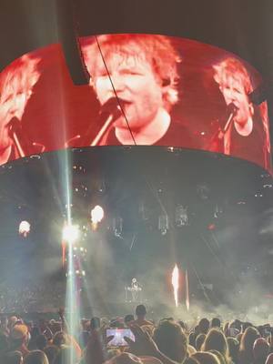 A post by @tonylewis_m8 on TikTok caption: Shout out to @Ed Sheeran for performing a 2.5 hour set while on a constant treadmill in the florida heat. Incredible show! #edsheeran #tampa #fyp #pyro 