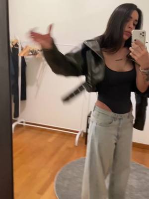 A post by @jenniferannoe on TikTok caption: 🍪🍪 @ZARA  #zara #zarahaul #OOTD #baggyjeans #body #outfit #haul 