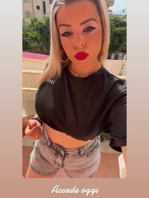 A post by @villanijessica on TikTok caption: #accadeoggi