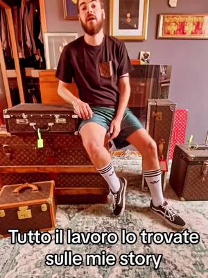 A post by @lolek1194 on TikTok caption: Il resto sulle mie sotry #louisvuitton #bauli #restauro #capitonné #trunk #malle #goyard #gucci #louisvuittontrunk 