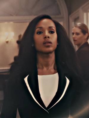 A post by @spencersties on TikTok caption: one of her most iconic walks frl #oliviapope #oliviapopeedit #scandal #scandaledit #kerrywashington #kerrywashingtonedit #fypシ #fyp 