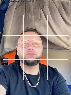 A post by @arbuzpolak on TikTok caption: #serio? #ludzie #to #parapety #dc #foryou