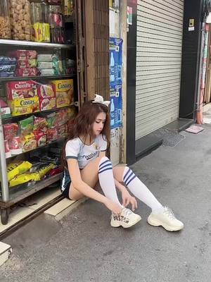 A post by @yaya185185 on TikTok caption: This man is really annoying. He wants to eat instant noodles#Boss's wife#老板娘 #popular #Outdoors #Street performances 