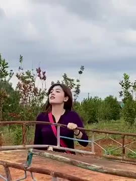 A post by @soepyaefan on TikTok caption: လိုက်မှာလား မလိုက်ဘူးလား🤣#myanmartiktok🇲🇲🇲🇲 #foryoupagе 