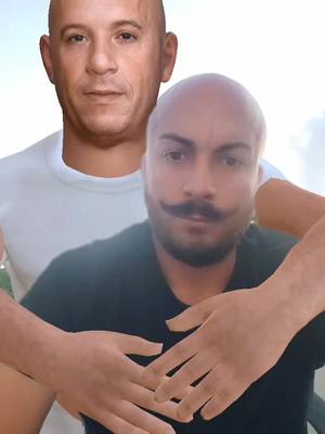 A post by @cenzentotheking on TikTok caption: Per il mio compleanno è venuto a trovarmi un caro amico!!! Grazie fratello @Vin Diesel ❤️💪🥳🎊 #funnymoments #videodivertenti #videotiktokitalia #tiktokviral #neiperte #viraltiktok 