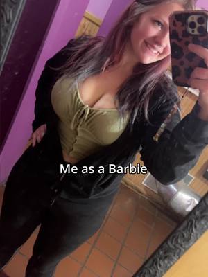 A post by @daankkdanieebabyy on TikTok caption: #measbarbie #barbiegirl #fyp #fyourpage 