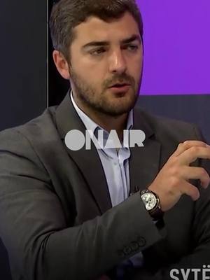 A post by @onair.tv on TikTok caption: Musliu_ Arbën Xhaferi parashihte një shtet etnik për shqiptarët #fyp #viralvideo #trendingtiktok #breakignews #newstory #broadcasting #interview #broadcasting #guest #show #politics #politician #albanians #country