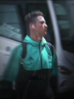 A post by @.loudlyyy on TikTok caption: idea-@llclydell #ko1ko #metaphoins #_loudlyyy_ #рекомендации #recommendations #football #cristianoronaldo #ronaldo