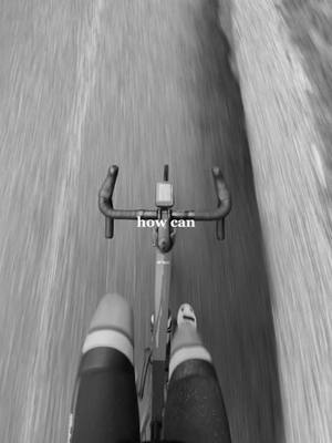 A post by @axel_vnti on TikTok caption: #CapCut #axel_vnti #roadbike #cyclinglife