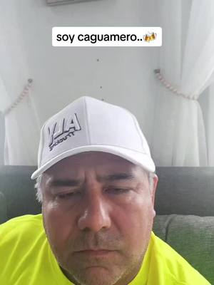 A post by @julioramirez324 on TikTok caption: #caguamas  #fyp  #borracho  #amimeencantaaaaaaa ... #eschoueschou  🤣🤣🤣