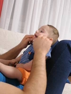 A post by @a.jaudat on TikTok caption: #baby #lachen #nürnberg 