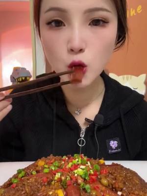 A post by @liketoeat886 on TikTok caption: Episode 337:delicious food#eatingshow #foodchallenge#tiktokfoodie#food#foodies#foodtiktok #Foodie #eating#delicious #tiktokfood #eatingasmr#eatingchallange #fypシviral #foryou#video #yummy #yummyfood#eatingasmr #eatingchallange