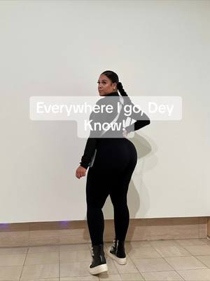 A post by @diamond.cierra_ on TikTok caption: Hello 🥰  #artgallery #prettygirls #fyp