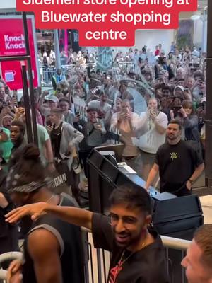 A post by @youtubeclips238 on TikTok caption: were you there? #sidemen #sdmn #ksi #w2s #vikstar123 #zerka #miniminter #tbjzl #behzinga 