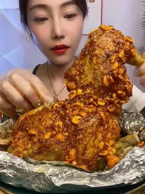 A post by @liketoeat886 on TikTok caption: Episode 342:delicious food#eatingshow #foodchallenge#tiktokfoodie#food#foodies#foodtiktok #Foodie #eating#delicious #tiktokfood #eatingasmr#eatingchallange #fypシviral #foryou#video #yummy #yummyfood#eatingasmr #eatingchallange