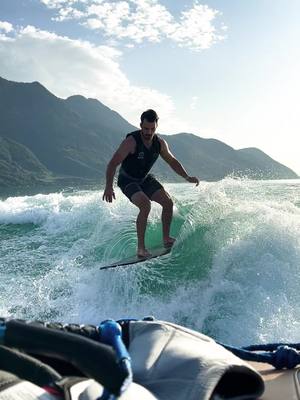 A post by @loicmeillard on TikTok caption: Summer fun 🏄🏽‍♂️ #wakesurf #lake #surfing 