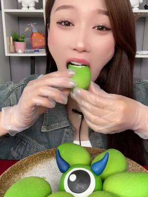 A post by @liketoeat886 on TikTok caption: Episode 346:delicious food#eatingshow #foodchallenge#tiktokfoodie#food#foodies#foodtiktok #Foodie #eating#delicious #tiktokfood #eatingasmr#eatingchallange #fypシviral #foryou#video #yummy #yummyfood#eatingasmr #eatingchallange