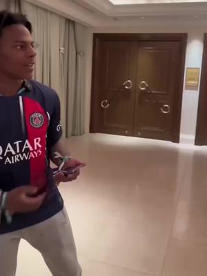 A post by @real.edins on TikTok caption: #neymar #ishowspeed #football #ronaldo #CapCut