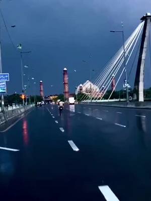 A post by @mr_khzr on TikTok caption: #foreyoupage #lahore #viralvideo 