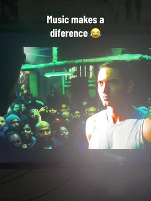 A post by @hugo_374survinted on TikTok caption: Music makes a diference#pourtoi 