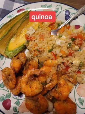 A post by @vero.benitez on TikTok caption: #comidamexicanaverobenitezhurtadoami estilo preparando la quinoa