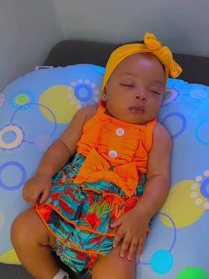 A post by @perryluv123 on TikTok caption: At this time you are still sleeping hmmm Sophia up up #tundeednut #worldwide #TikTokbambini #funny #babytiktoker #everyone #goviral #trending #viraltiktok #fypシ #viral #fyp #entertainment #Mybaby #cutebabies #Bambinibellissimi #babyboss #iloveyoubaby happy Sunday