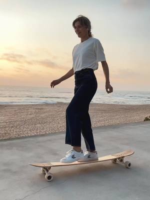 A post by @valeriya_gogunskaya on TikTok caption: Testing out new Cariuma Salvas sneaker which are beautiful in their simplicity and made to last 🤍 #cariuma #longboarddancing #longboarddance #longboarder 