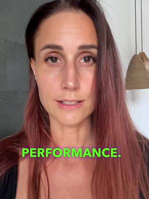 A post by @annaedencoach on TikTok caption: Performance pressure in bed? Number one tip ⚡️🙌🎉 #intimacycoach #intimacyexpert #datingtipsformen #intimacy #ed