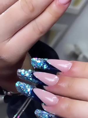 A post by @nailsbyile on TikTok caption: #nails 