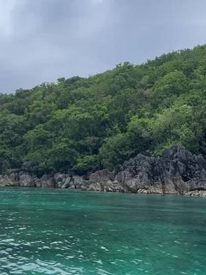 A post by @colahjas on TikTok caption: Caramoan haven🌞🙏🏻💖beautiful place🙏🏻tugawe cove