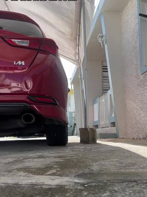 A post by @ffezo0 on TikTok caption: Como se escucha #pr#puertorico🇵🇷 #parati #corollaimhatchback #corolla2018 