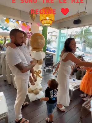 A post by @emms89921821 on TikTok caption: la famiglia e tutto baby#shower#neiperte 