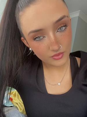 A post by @aliciamolloyxxx on TikTok