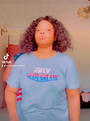 A post by @ndeyebabou3254 on TikTok caption: @Rosi Ibrahim @Khadija Rassoul 🧼🧴👜👠 Thiossane fouladou 😍❤️