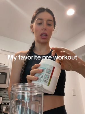 A post by @rumorzachariaa on TikTok caption: The best tasting preworkout  #exercisetips #dumbbellworkout #myprotein #buildmuscle #shred #supplementsthatwork #legdayworkout #greenscreen Healthiest preworkout for women Best tasting preworkout women Best natural preworkout Recommended preworkout women Best preworkworkout supplement for women Girl preworkworkout Recommended prework women Best organic preworkworkout for women