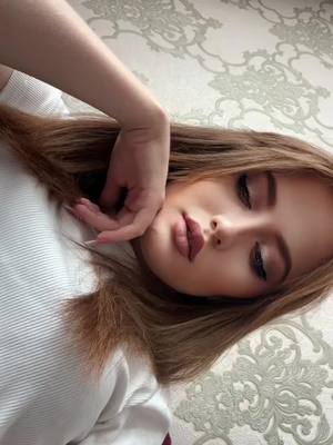 A post by @rushana_abduxxalilova1 on TikTok caption: #гламурныймейк #❤️💋❤️💋❤️💋❤️💋 