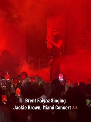 A post by @tykeracarter on TikTok caption: Brent really did his big one, its the vocals for me 🫶🏾 #brentfaiyaz #jackiebrown #brentfaiyazconcert 