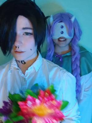 A post by @jimmy_cosplay on TikTok caption: ✨🏳️‍🌈✨ #ray #raytpn #raytpncosplay #raytpn🛐 #tpn #tpncosplay #tpnray #tpnforever #mujika #mujikacosplay #mujikatpn #mujikathepromisedneverland #mujikatpncosplay #mujika81194 #thepromisedneverland #thepromisedneverlandcosplay 