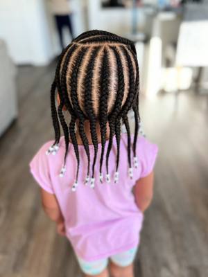 A post by @meliaslaybraidz on TikTok caption: #mombraider #kidstylist #calibraiders #kidbraidstyle #braidsandbeads