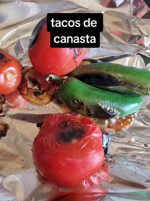 A post by @vero.benitez on TikTok caption: #comidamexicanaverobenitezhurtado ami estilo tacos de canasta